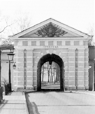 Иоановские ворота Петропавловской крепости